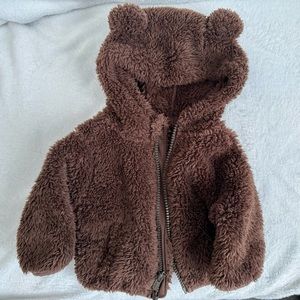 Brown Old Navy bear sweater for 0-3 months